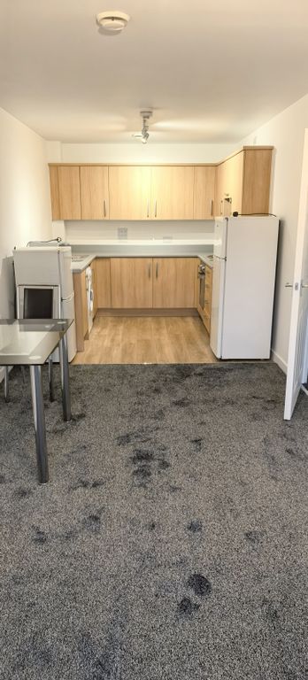 Property photo 3 of 7 Gallery