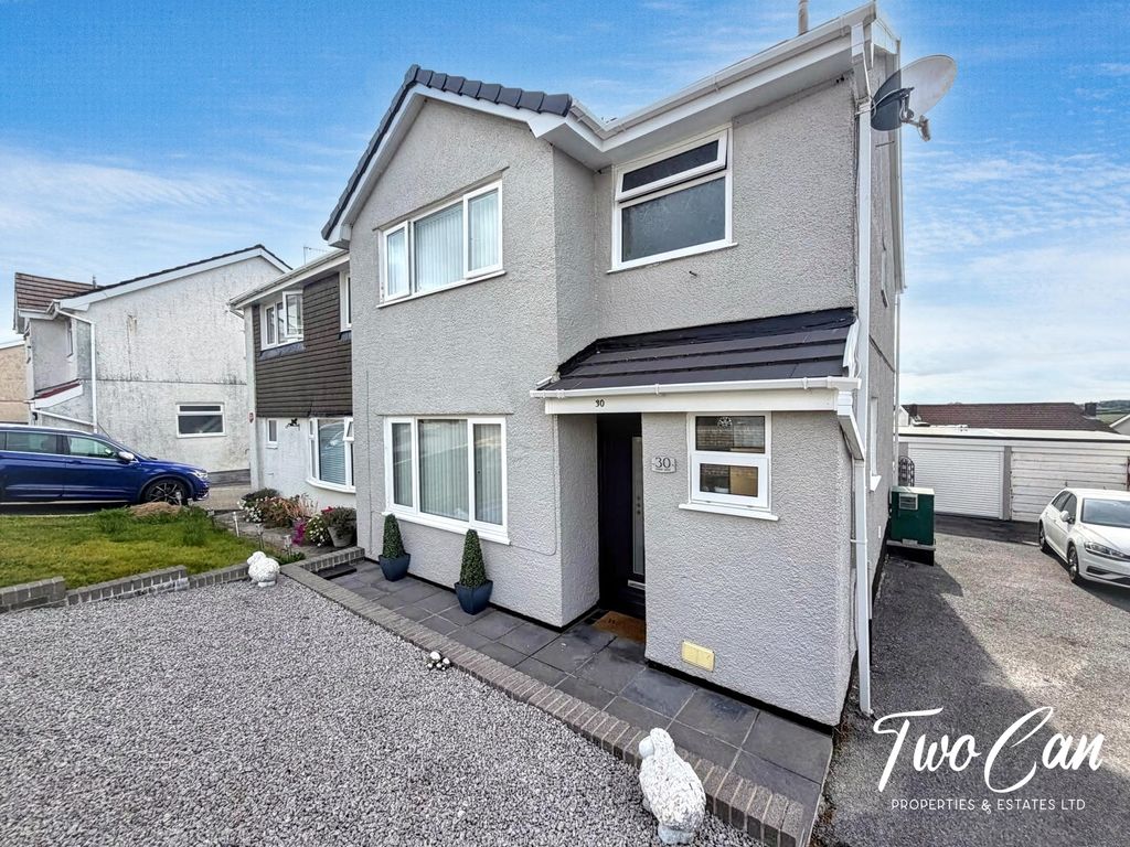 Property photo 1 of 29