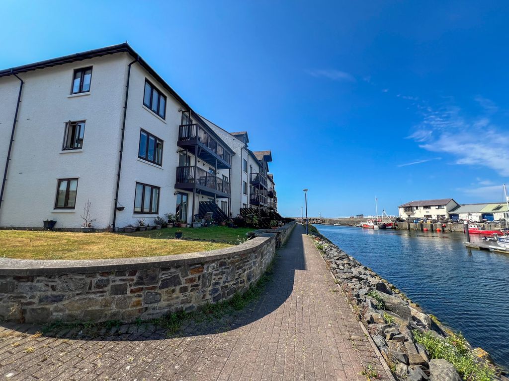 Property photo 2 of 12 97d8A41d-2Ada-4288-Ae09-1Ecd08B2A386