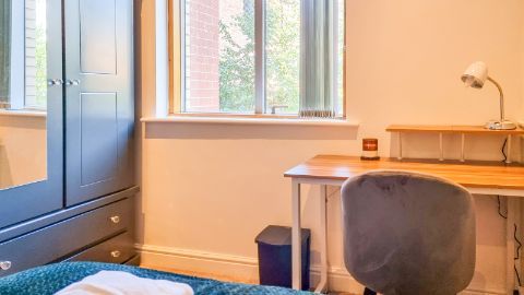 Property photo 1 of 24