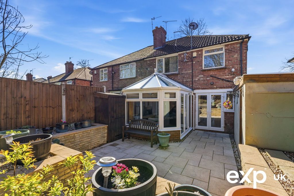 Property photo 3 of 25