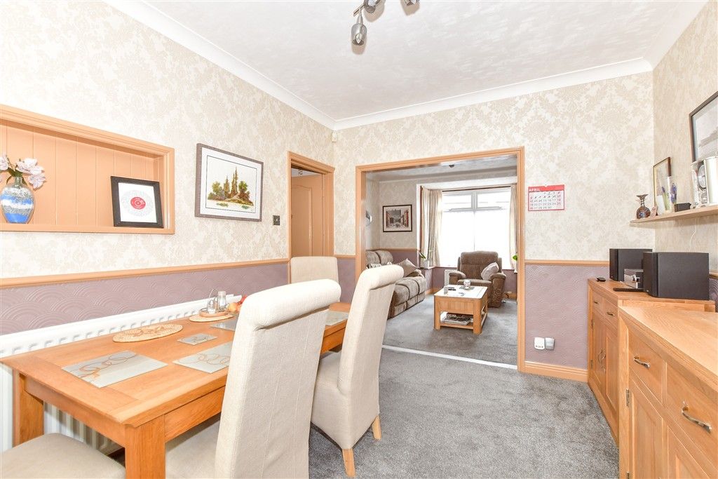 Property photo 2 of 9 Dining Area