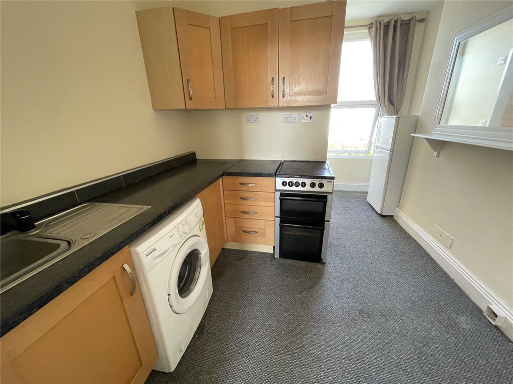 Property photo 3 of 5 Picture No. 08