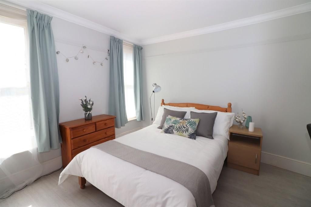 Property photo 3 of 4