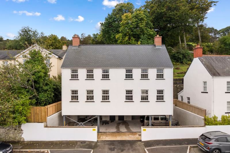 Property photo 1 of 26 2 Kingfisher View