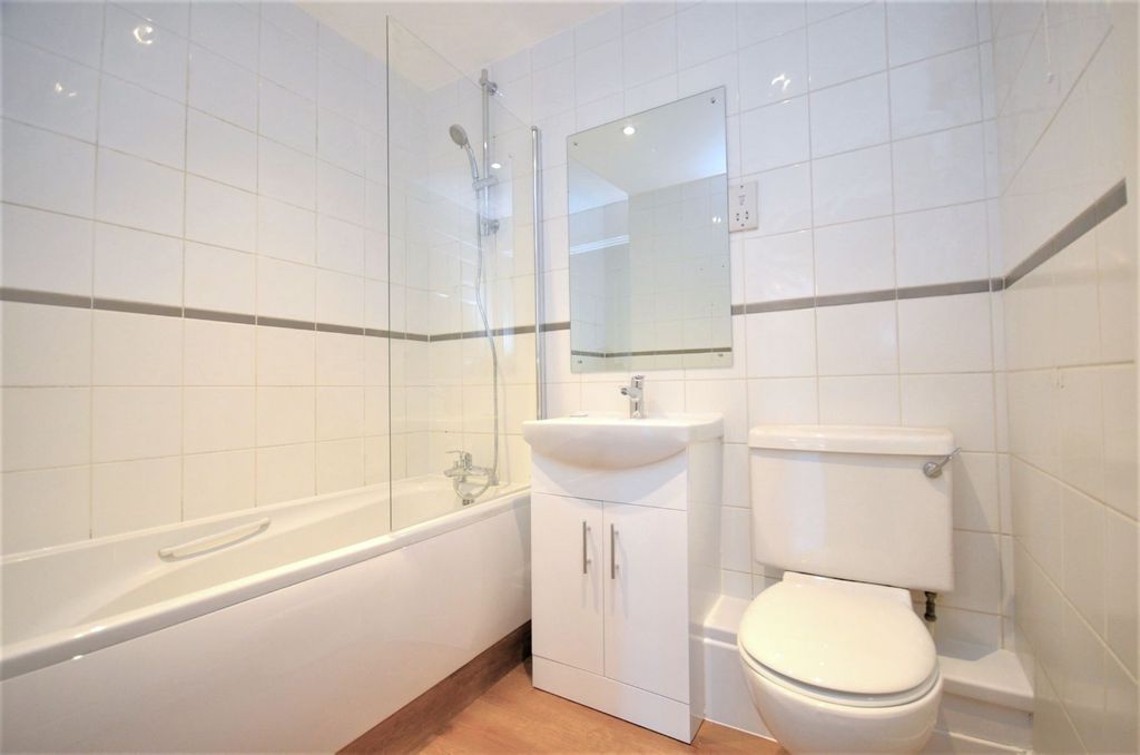 Property photo 3 of 3