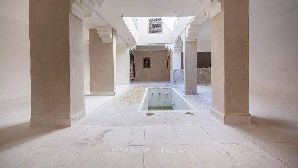 Property photo 1 of 27