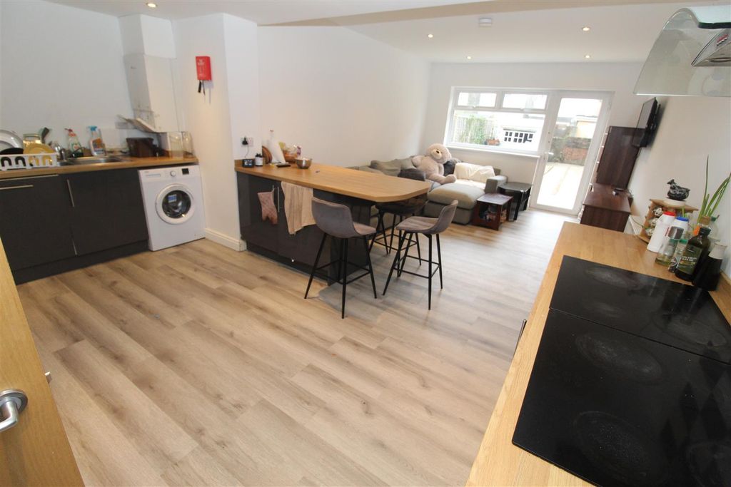 Property photo 2 of 22 Img_2662.Jpg