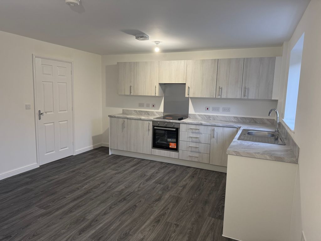 Property photo 3 of 10 View