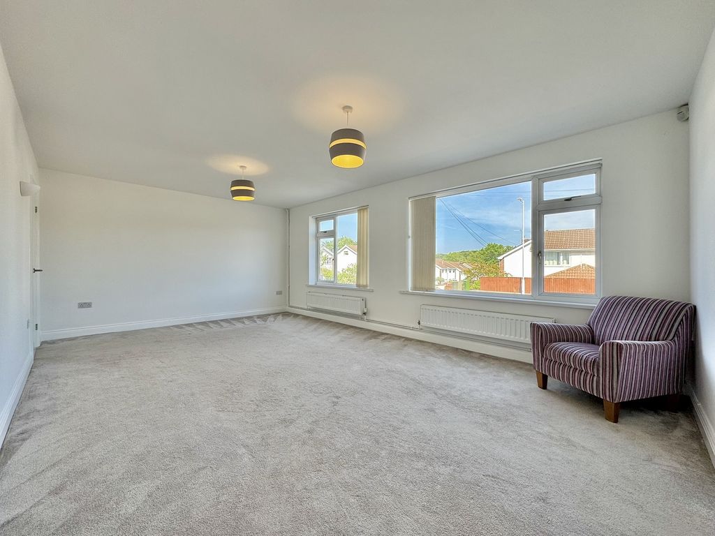 Property photo 2 of 32 Not Specified
