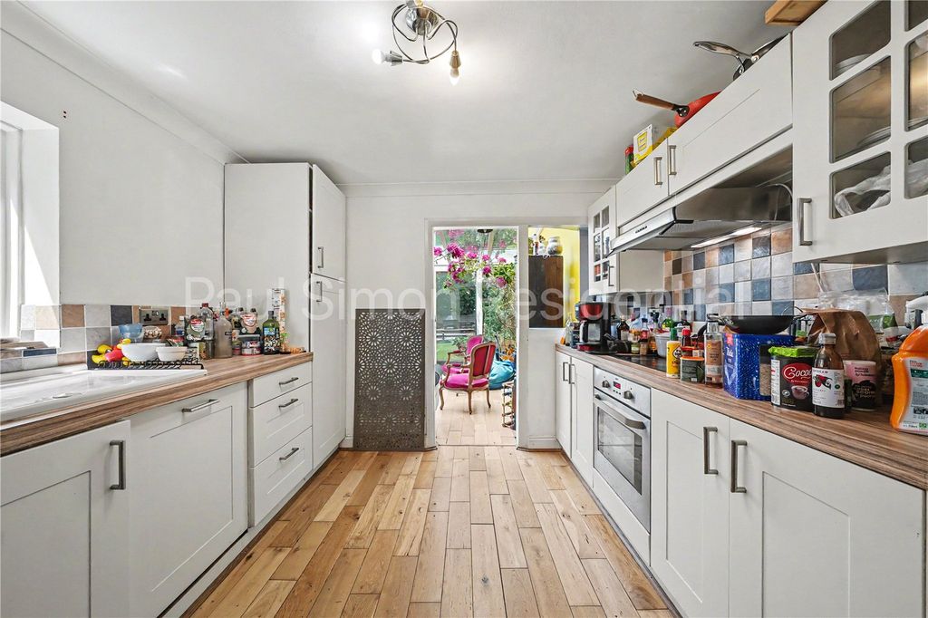 Property photo 2 of 10 Picture No. 06