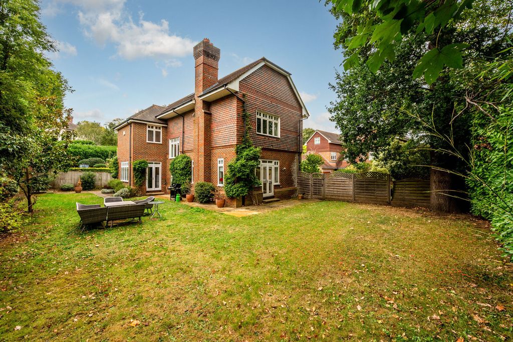 Property photo 1 of 22