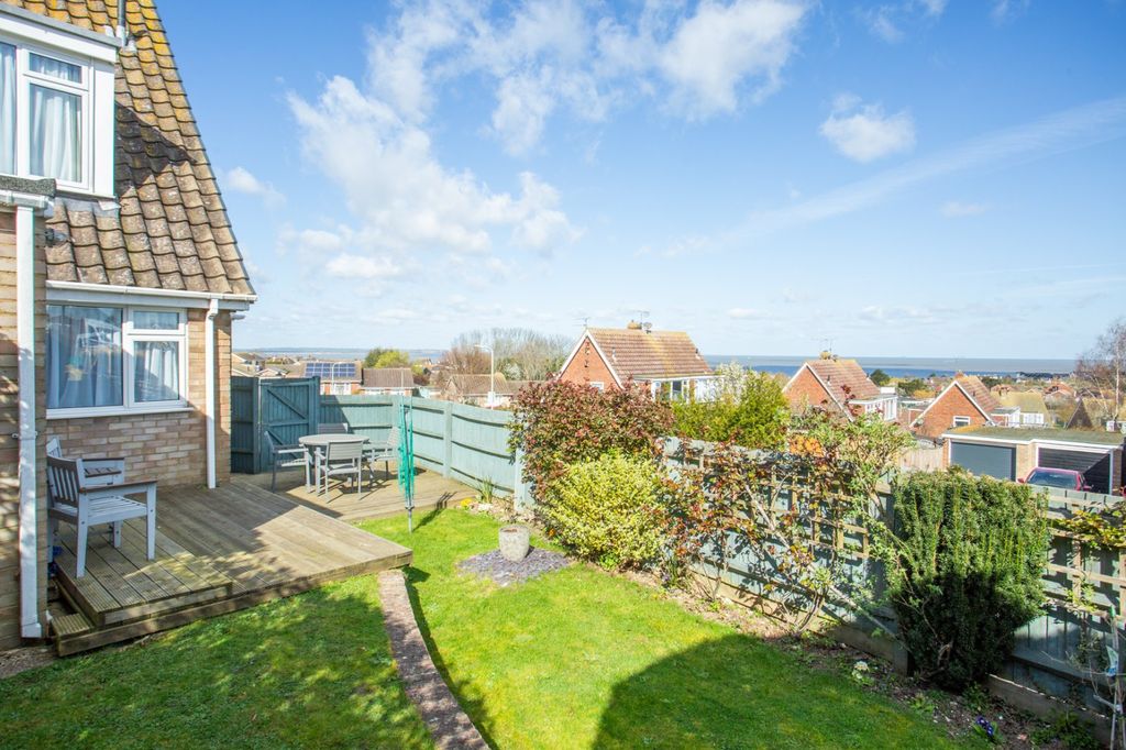 Property photo 3 of 40 Picture 3