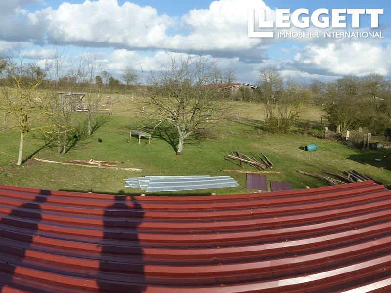 Property photo 3 of 10