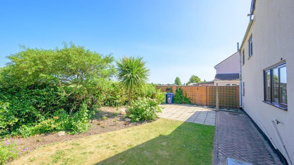 Property photo 3 of 19 Photo 3