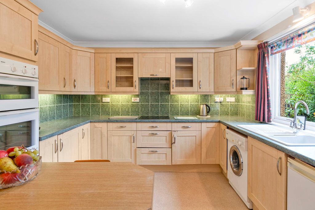 Property photo 3 of 19 Property Image 3