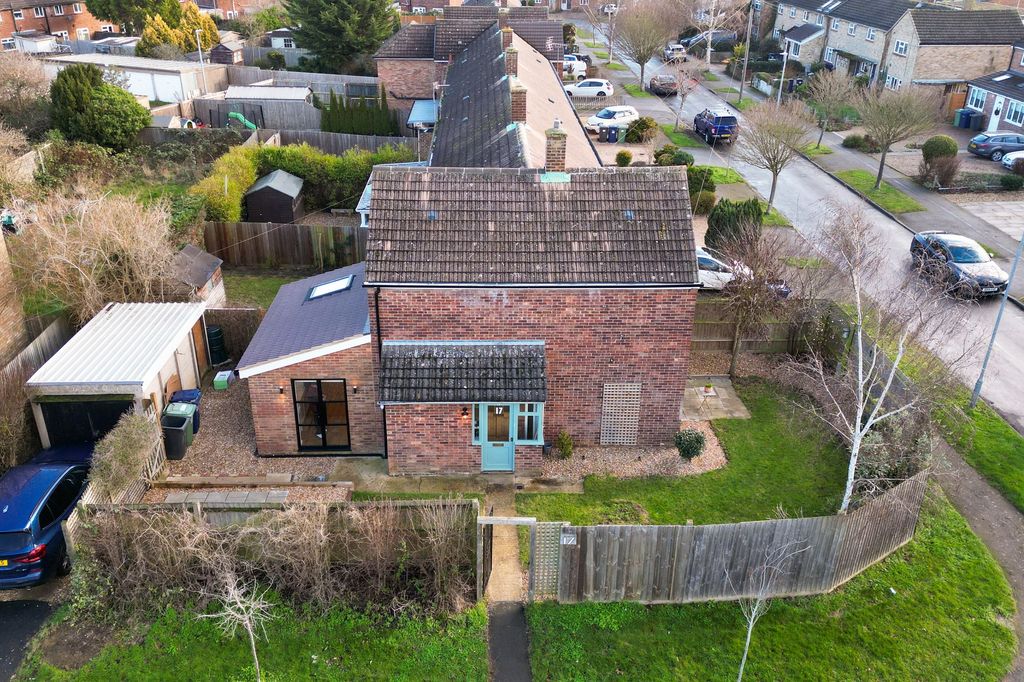 Property photo 1 of 24