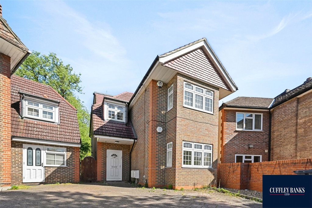 Property photo 1 of 6 Picture No. 10