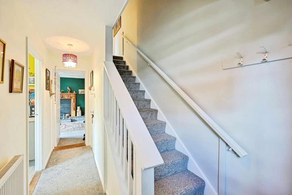 Property photo 3 of 11 Photo
