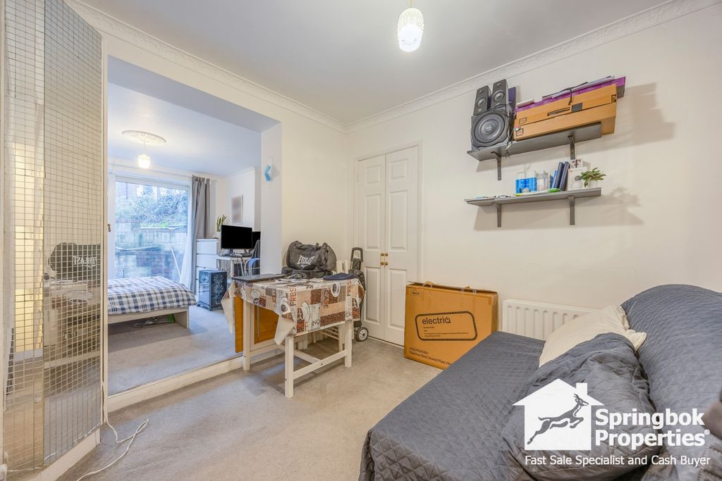 Property photo 2 of 8 Image 1