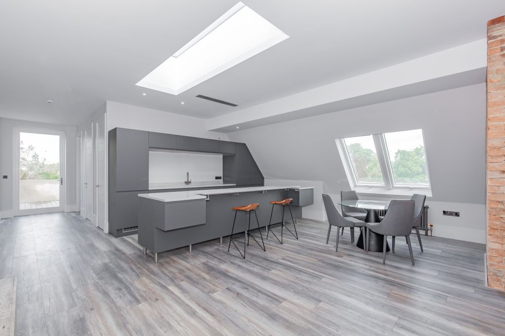Property photo 2 of 9 111560