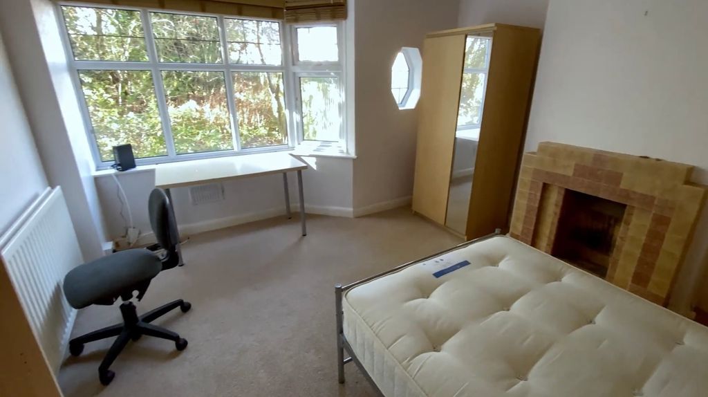 Property photo 2 of 11 Photo 1