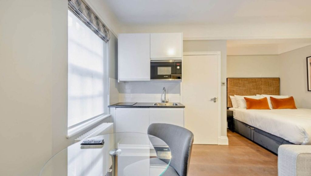 Property photo 2 of 7