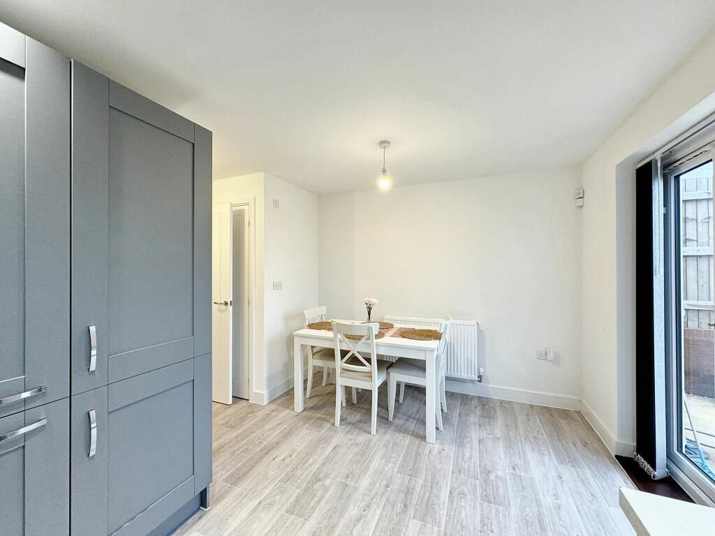 Property photo 3 of 18 248696_66E97E10-7F2E-49Aa-B642-E9Abb477Bebb_Img_05