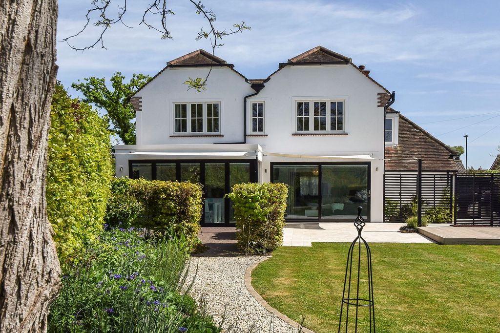 Property photo 1 of 26