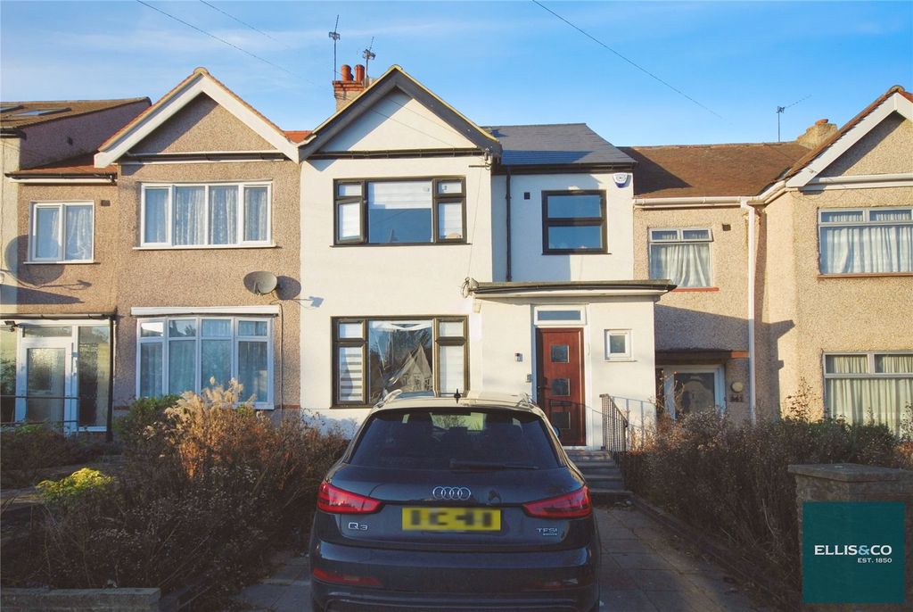 Property photo 3 of 12 Picture No. 23