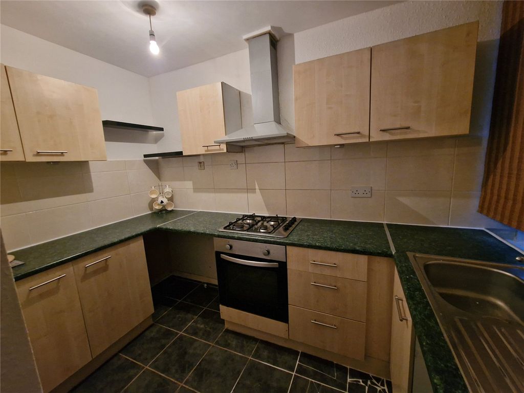 Property photo 2 of 8 Picture No. 07