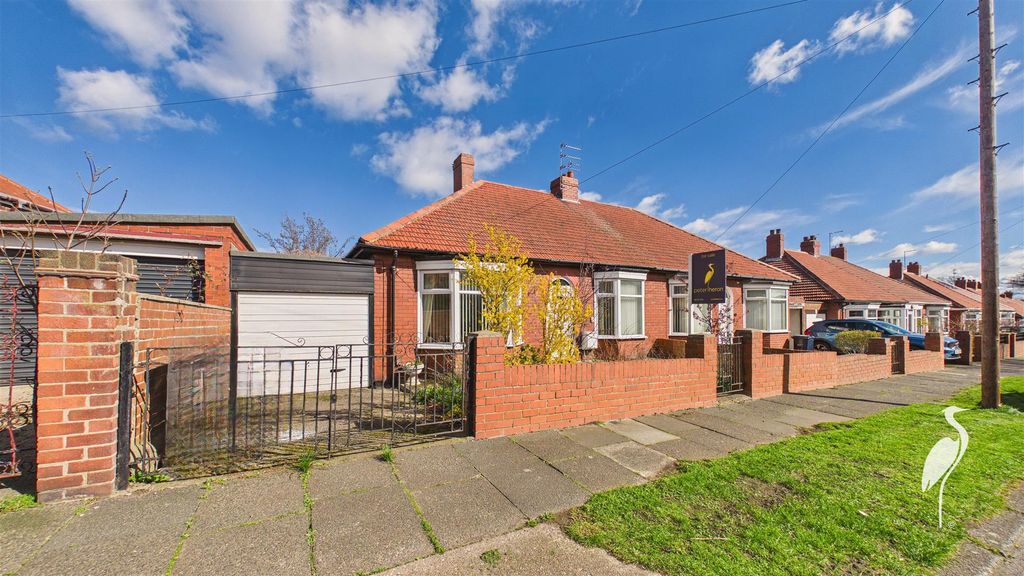 Property photo 2 of 19