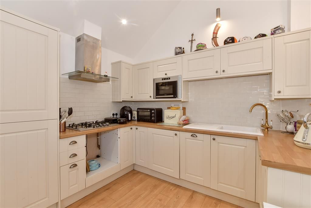 Property photo 1 of 5 Kitchen