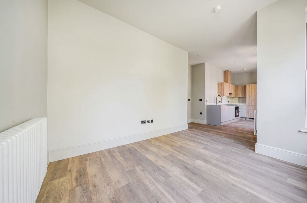 Property photo 2 of 9 1494196  (10).Jpg