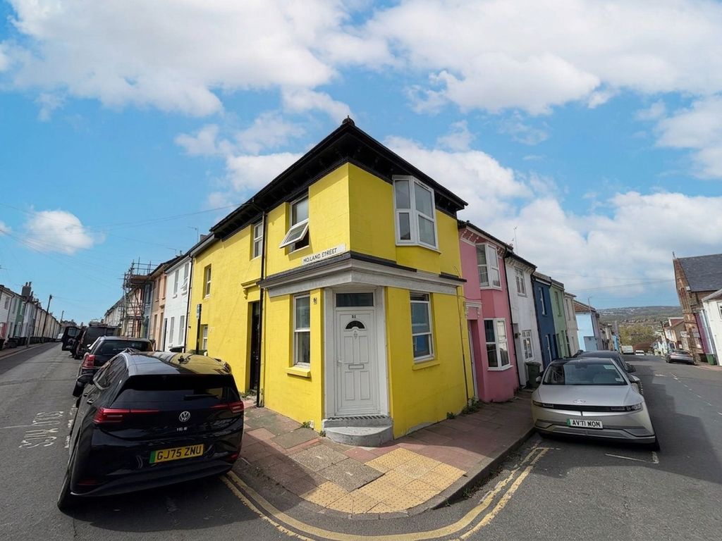 Property photo 1 of 5