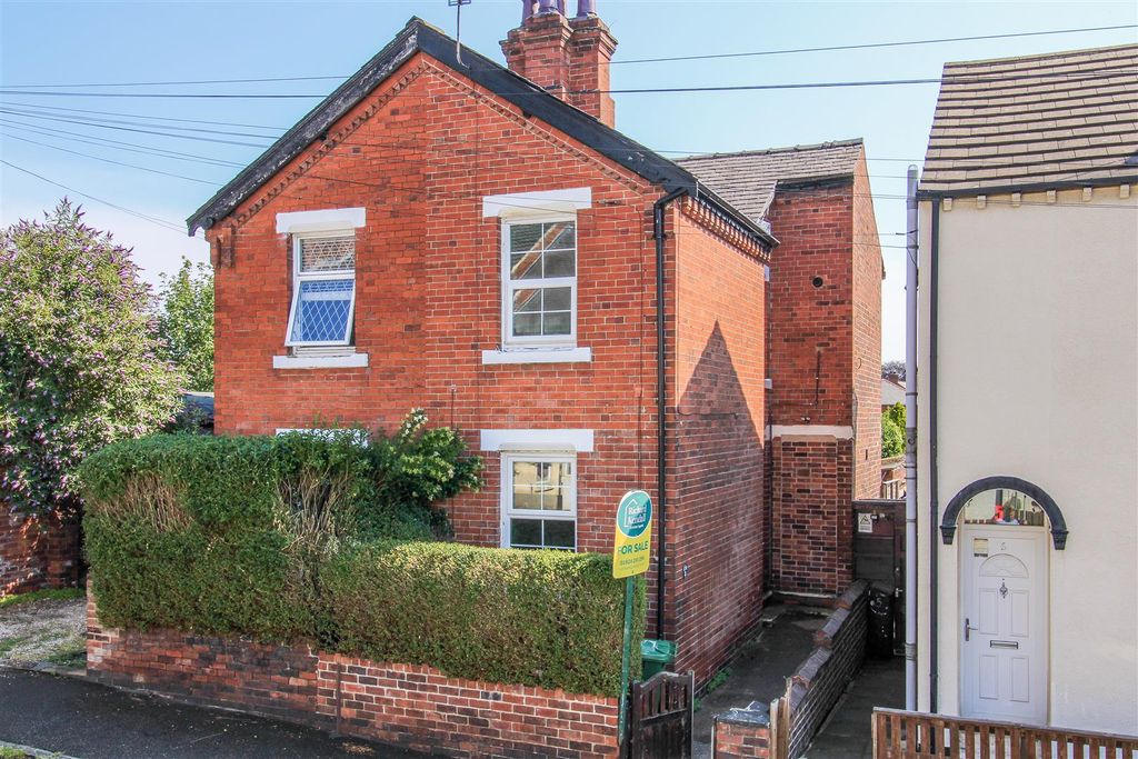 Property photo 1 of 9