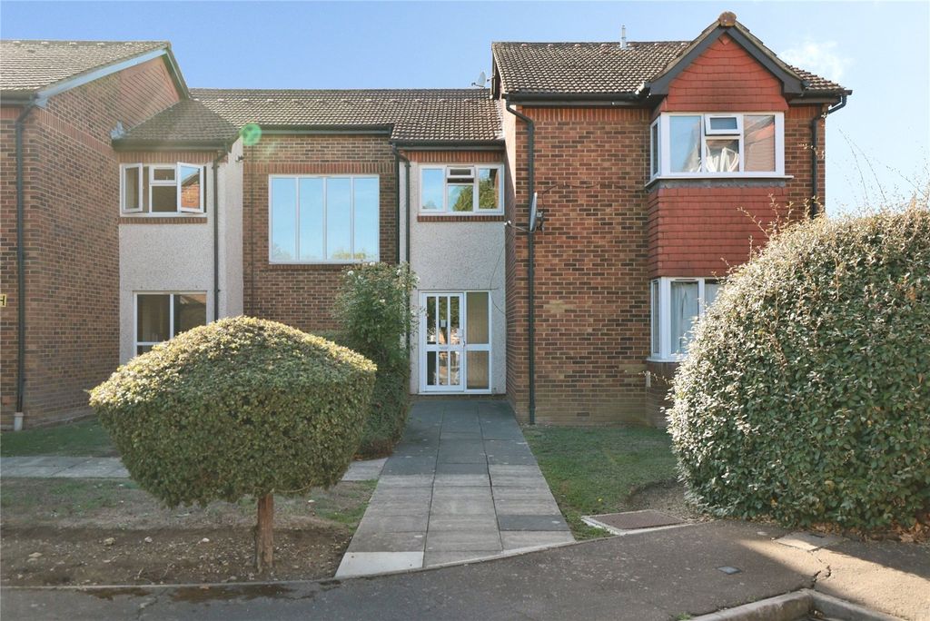 Property photo 3 of 9 Picture No. 01