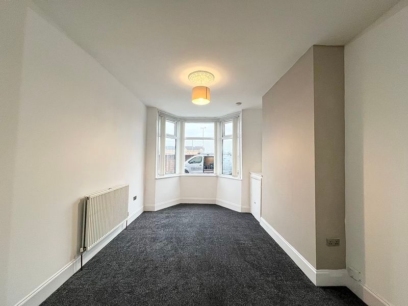 Property photo 2 of 14 Photo 6