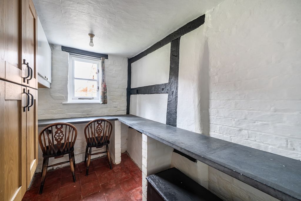 Property photo 3 of 21 1458365-7-6A05B9E...