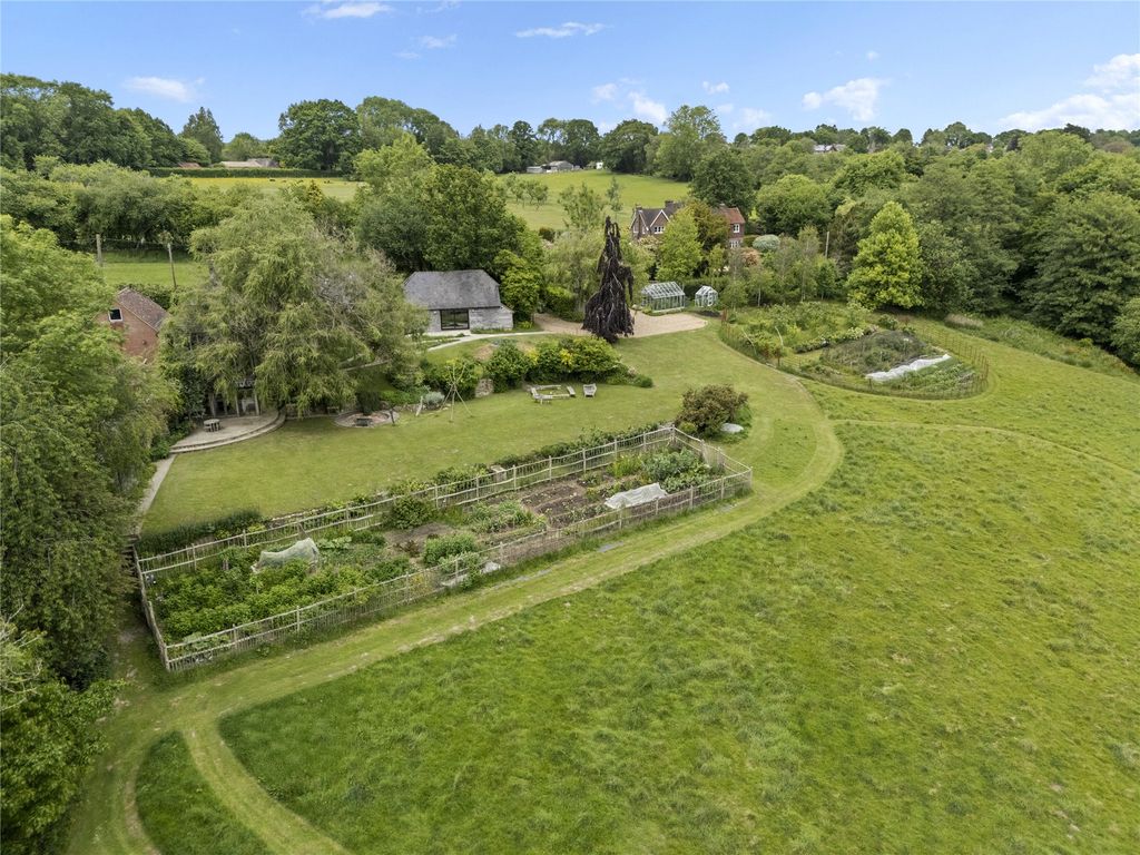 Property photo 2 of 23 Picture No. 06