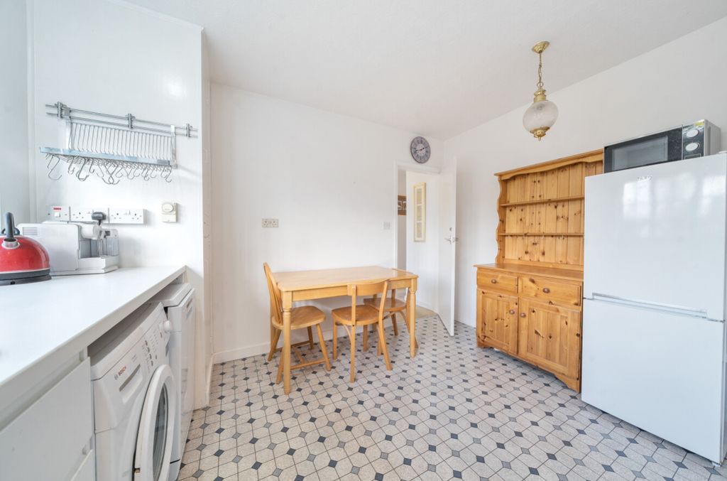 Property photo 3 of 22 1372656-8-68Fab0Bd1A513