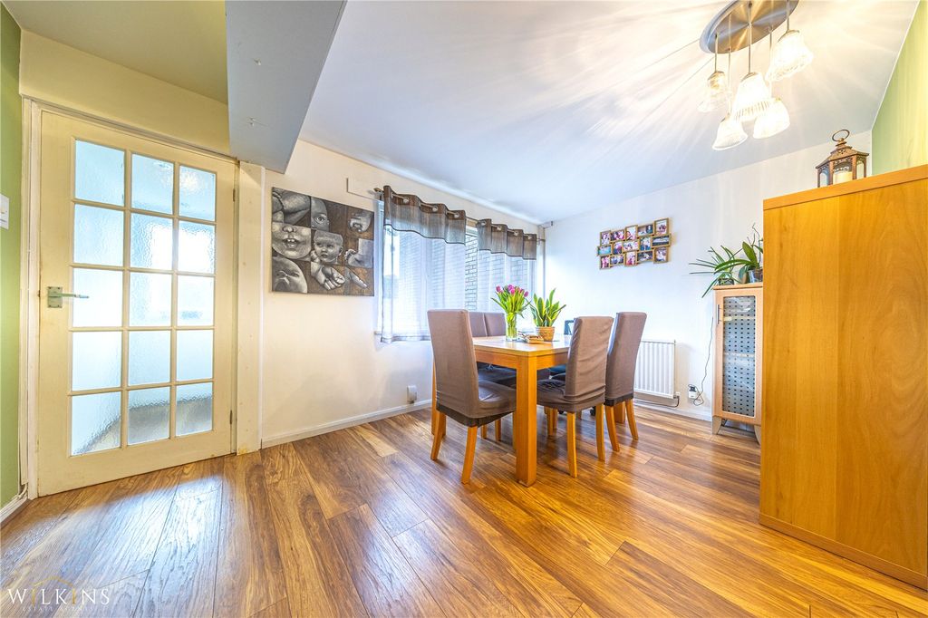 Property photo 3 of 28 Picture No. 09