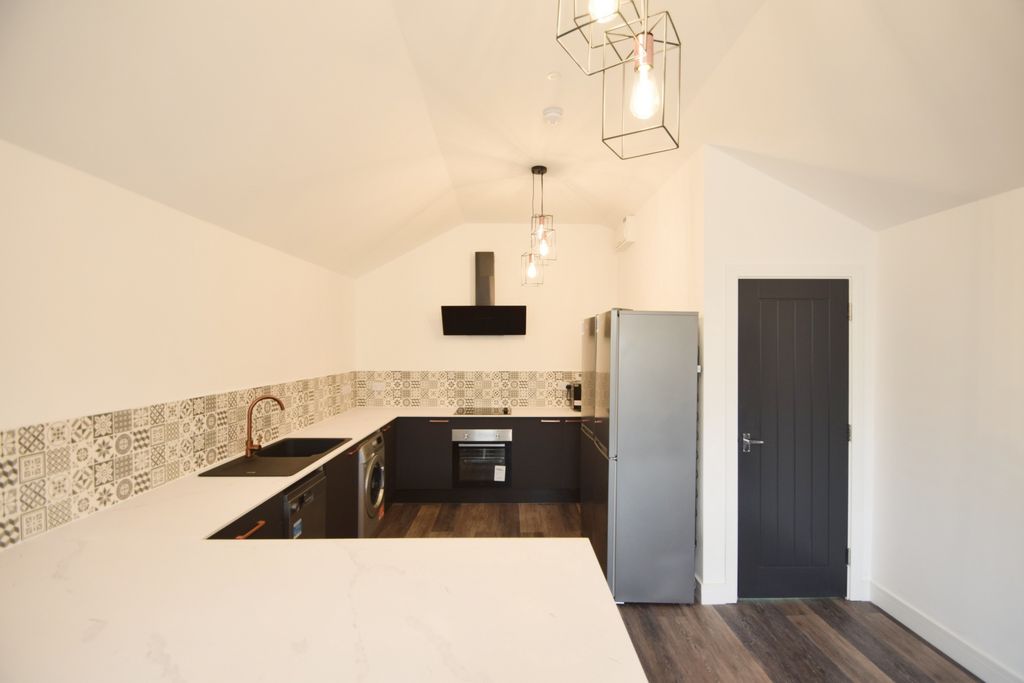 Property photo 3 of 20 Photo 3