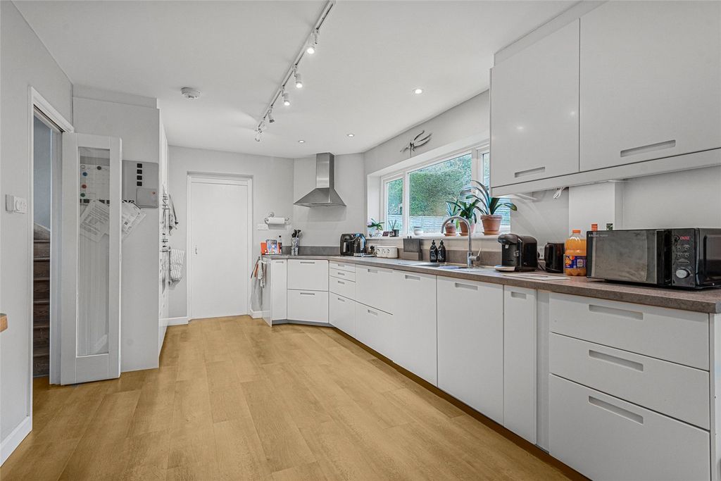 Property photo 3 of 15 Picture No. 05