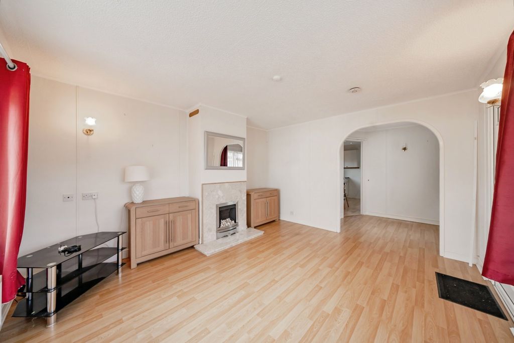 Property photo 2 of 17 Living Room