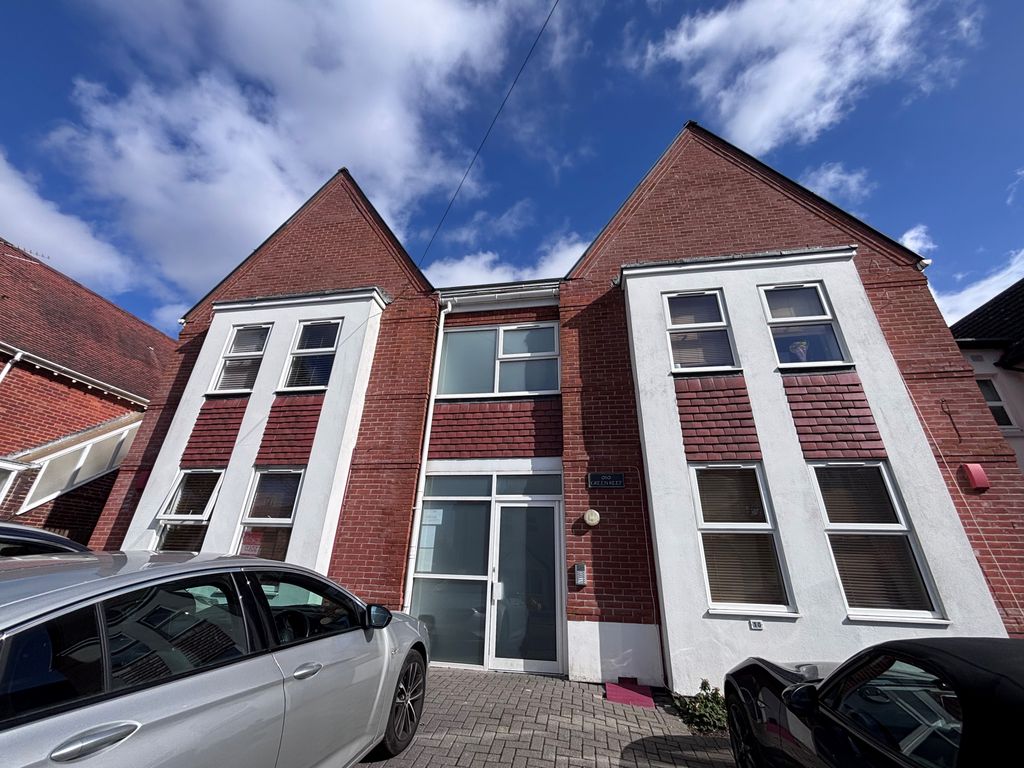 Property photo 1 of 8 View