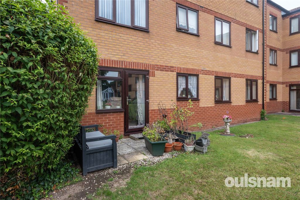 Property photo 3 of 15 Picture No. 17