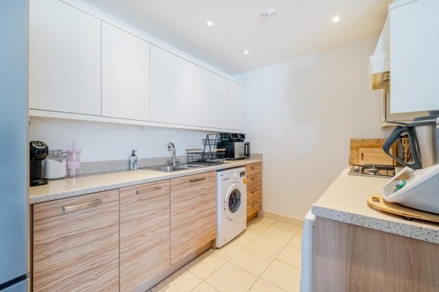 Property photo 2 of 14 Kitchen