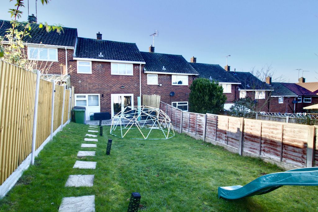 Property photo 3 of 24