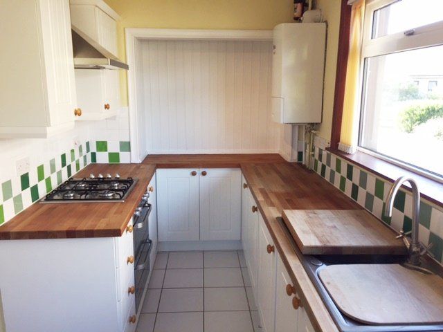 Property photo 3 of 18 Dining Kitchen